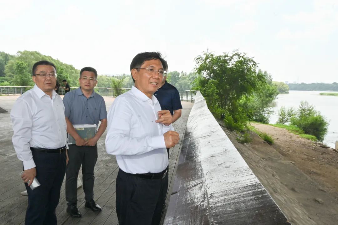 生态环境部党组书记孙金龙赴辽宁省调研生态环境保护工作