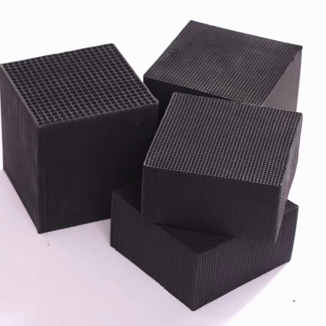 溶剂回收的吸附设备